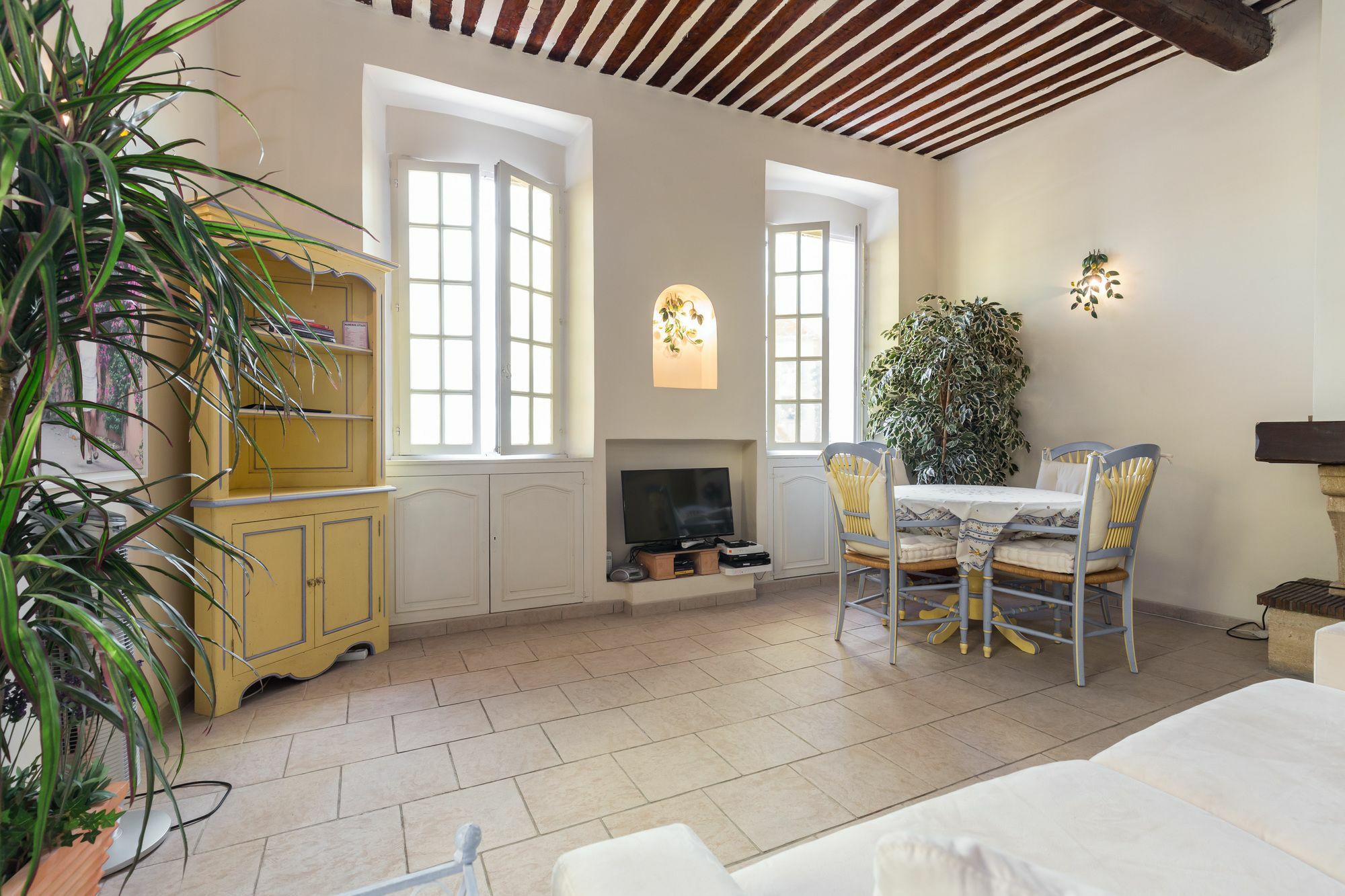 Very Charming Studio Apartment On Port In Cannes A Short Walk To Palais With Aircon And Internet 411 Exterior foto